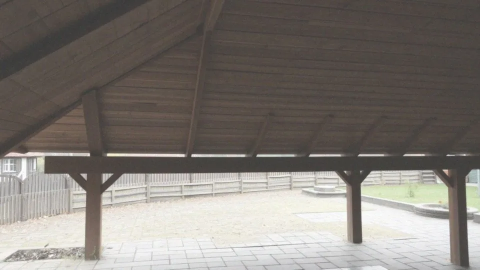 Jak dbać o zadaszenie tarasu, aby zapewnić jego trwałość?