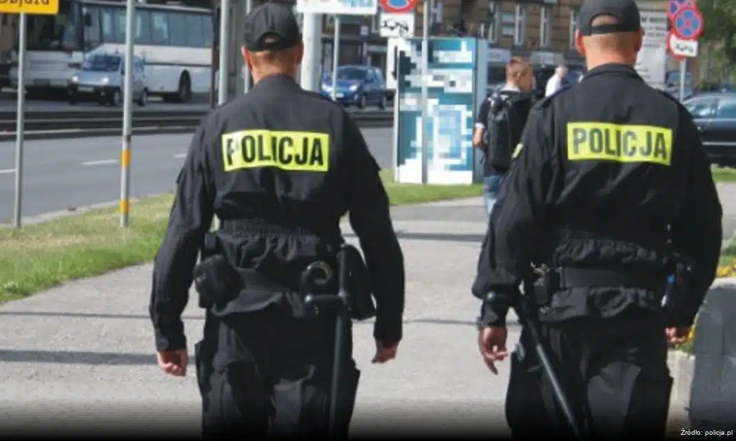 Policyjna akcja w Legionowie: Zatrzymanie mężczyzny zabarykadowanego w domu