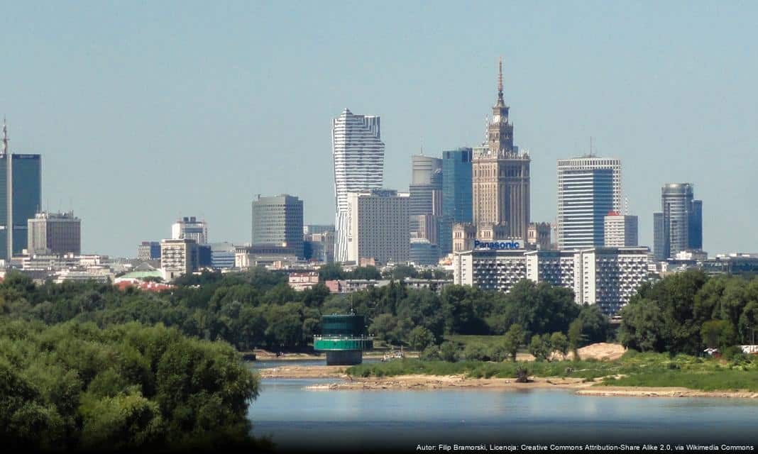 Konferencja na temat roli straży miejskich w systemie bezpieczeństwa Warszawy